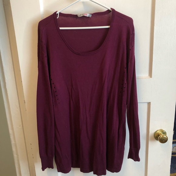 JustFab burgundy Long Sleeve Relaxed sweater. Wear with tights or a skirt. - Picture 1 of 9